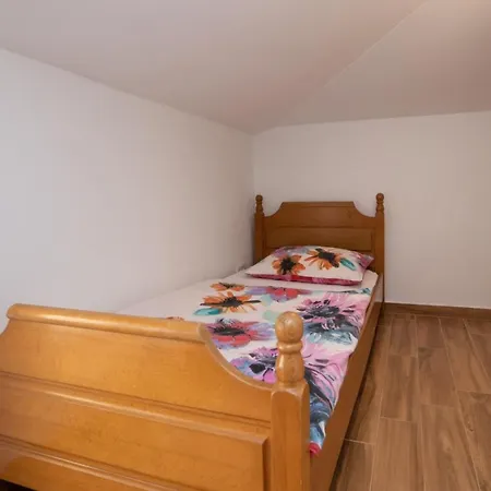In With Sea View, Balcony, Air Conditioning, Wifi 5025-2 Apartment