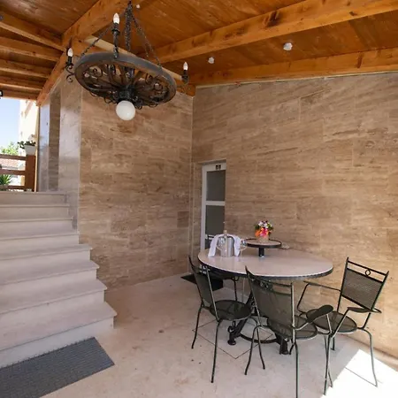 In With Sea View, Balcony, Air Conditioning, Wifi 5025-2 Apartment