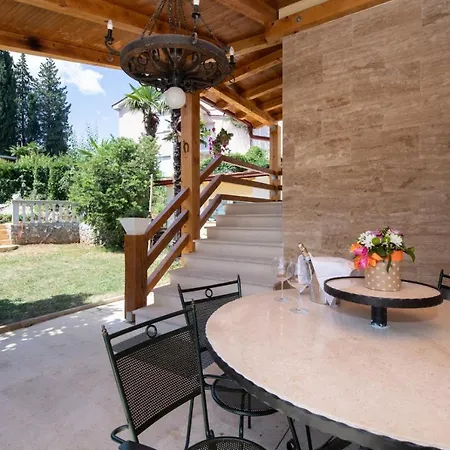 In With Sea View, Balcony, Air Conditioning, Wifi 5025-2 * Ika